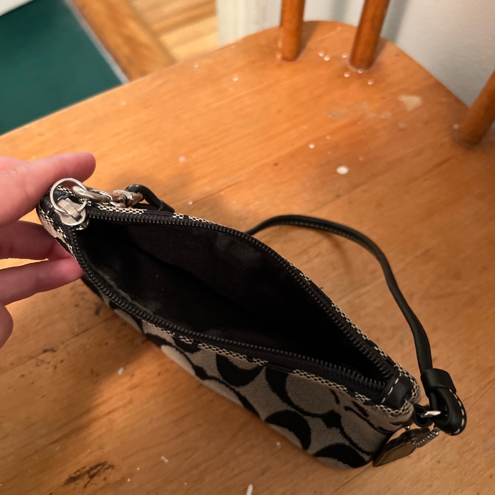 Real Coach wristlet - Picture 2 of 5